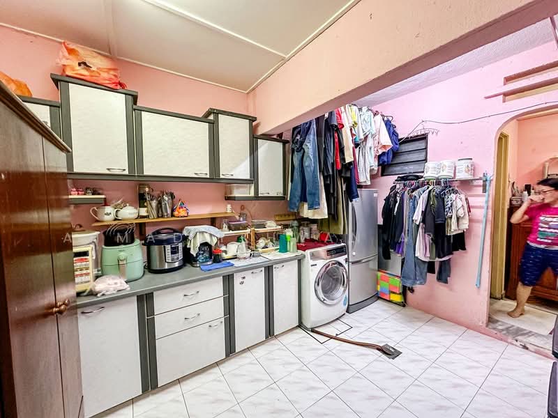 Taman Seri Bahagia untuk Untuk Dijual - RM 525,000, Mac 2026 - Kitchen - PropertyGuru.com.my