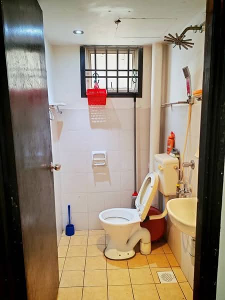 Apartment for Rent at Sri Mas - Wilson Ku - Bathroom - PropertyGuru.com.my