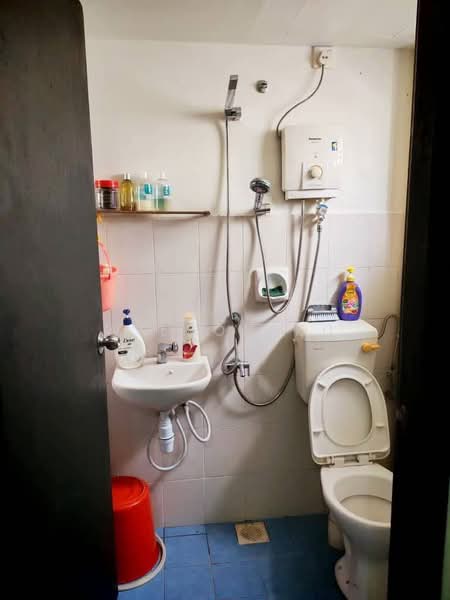 Apartment for Rent at Sri Mas - Wilson Ku - Bathroom - PropertyGuru.com.my