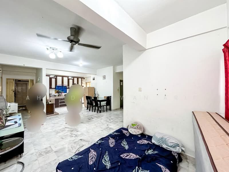 Condominium for Sale at Greenpark - Ahmad Ikhwan Arif - Living Room - PropertyGuru.com.my