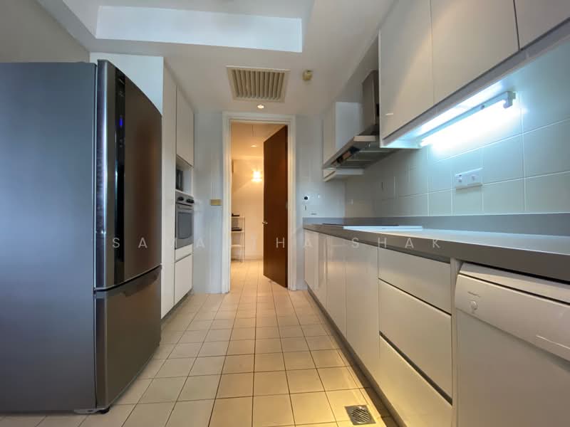 Kondominium untuk Disewa di Hampshire Park Condominium - Samantha Shak - Kitchen - PropertyGuru.com.my