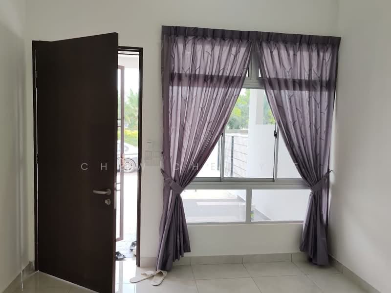 1-storey Terraced House for Rent in Taman Impian Emas (Skudai) - Chew Chee Yee - Entrance - PropertyGuru.com.my