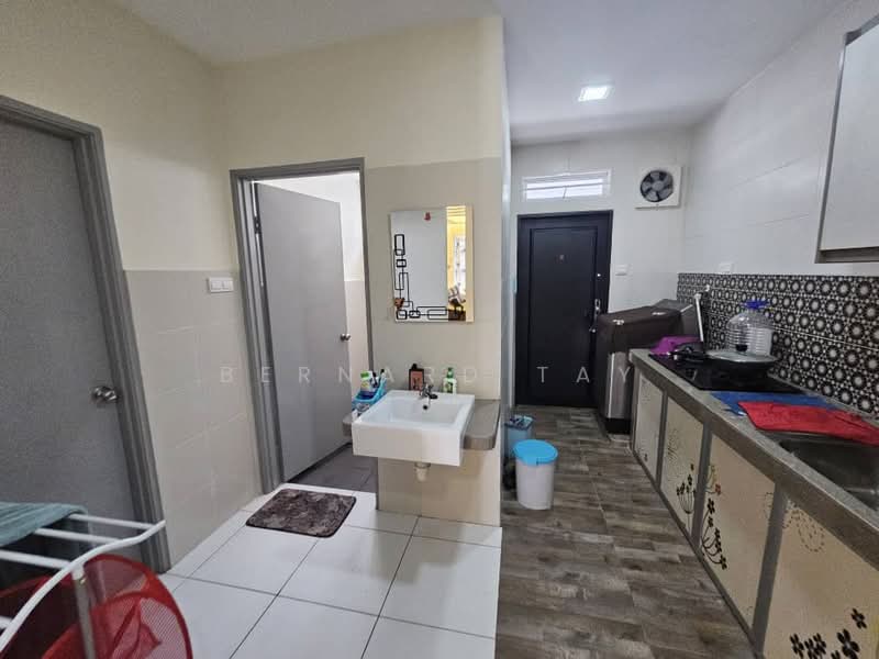 Camellia Residence untuk Untuk Dijual - RM 500,000, Mac 2026 - Kitchen - PropertyGuru.com.my