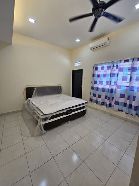 Camellia Residence untuk Untuk Dijual - RM 500,000, Mac 2026 - Bedroom - PropertyGuru.com.my