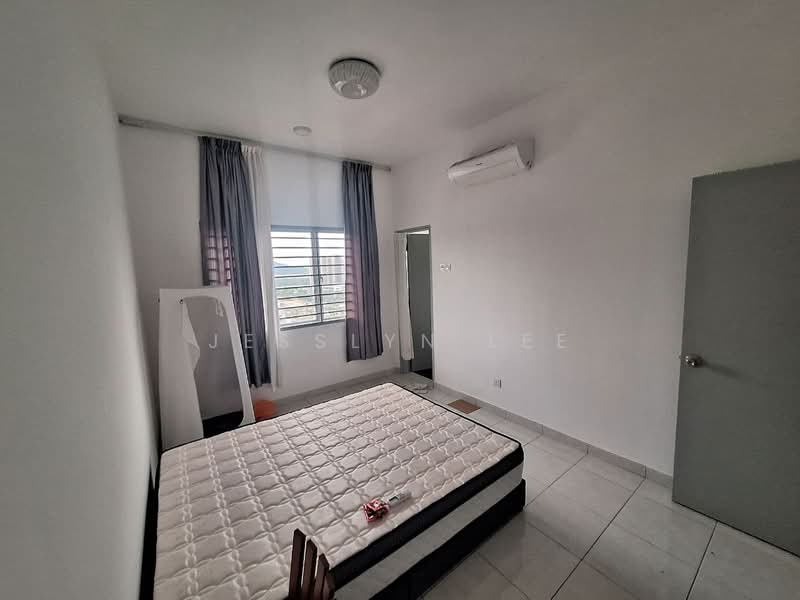 Pangsapuri untuk Dijual di Puncak Saujana - Jesslyn Lee - Bedroom - PropertyGuru.com.my