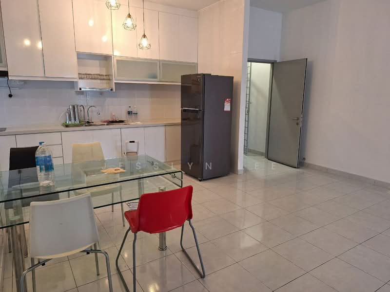 Pangsapuri untuk Dijual di Puncak Saujana - Jesslyn Lee - Kitchen - PropertyGuru.com.my