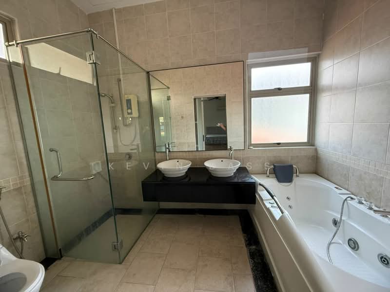 Bungalow for Rent in Setia Eco Park (Setia Alam) - Kevin Dass - Bathroom - PropertyGuru.com.my