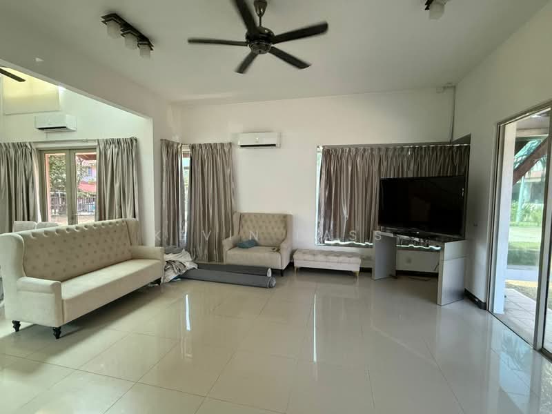 Bungalow for Rent in Setia Eco Park (Setia Alam) - Kevin Dass - Living Room - PropertyGuru.com.my