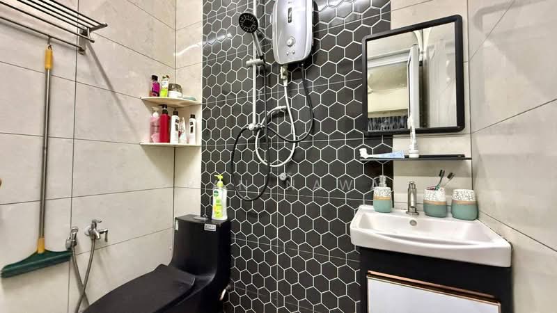 Taman Kinrara Seksyen 2 @ Puchong untuk Untuk Dijual - RM 500,000, Mac 2026 - PropertyGuru.com.my