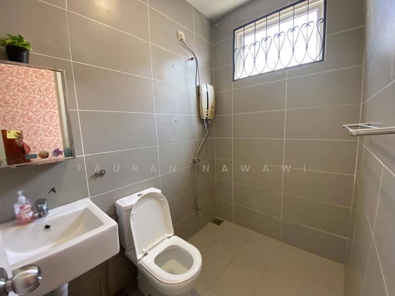 2-storey Terraced House for Sale in Bandar Sri Sendayan (Negeri Sembilan) - Fauran Nawawi - PropertyGuru.com.my