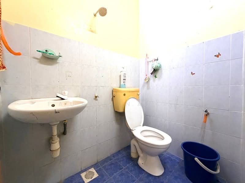 1-storey Terraced House for Sale in Klang (Selangor) - Fauran Nawawi - PropertyGuru.com.my