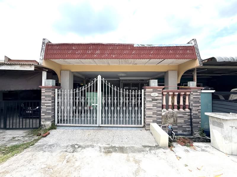 Taman Sri Tanjung @ Semenyih untuk Untuk Dijual - RM 350,000, Mac 2026 - Exterior - PropertyGuru.com.my