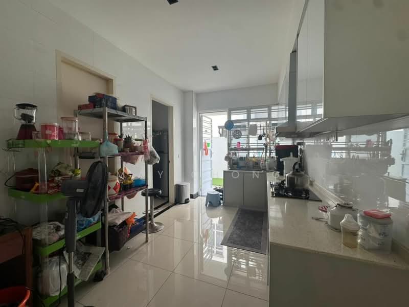 Cluster House for Sale in Setia Tropika (Johor Bahru) - May Chong - Kitchen - PropertyGuru.com.my