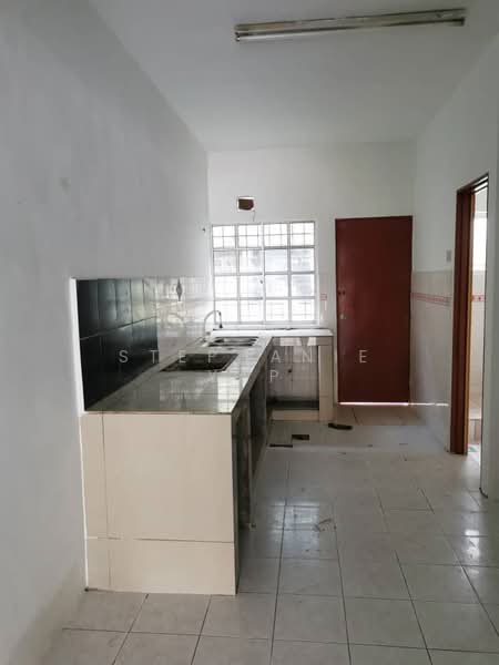 2-storey Terraced House for Sale in Taman Sentosa (Klang) - Stephanie Yap - Kitchen - PropertyGuru.com.my