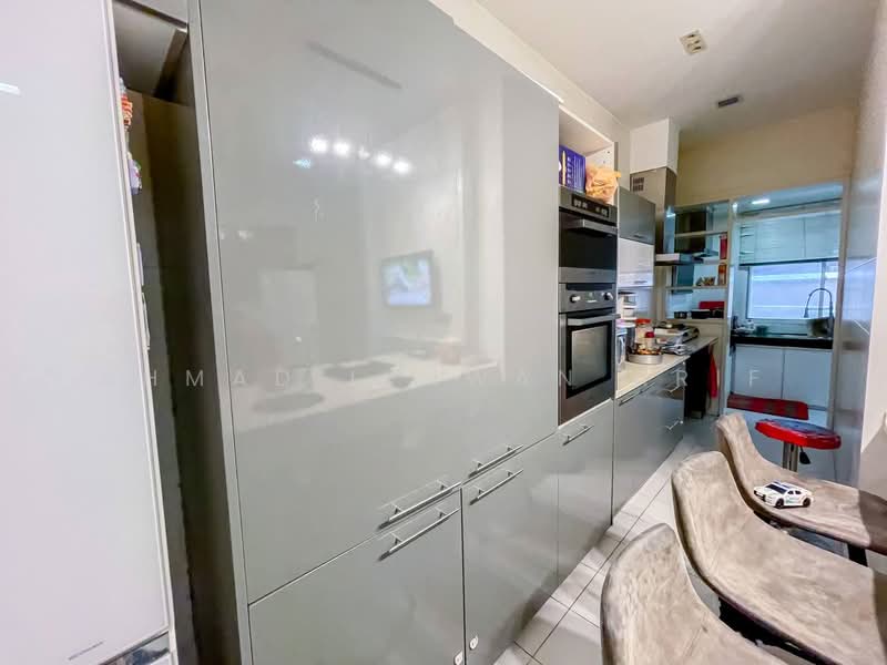 Tropika 2 Bukit Jelutong untuk Untuk Dijual - RM 998,000, Mac 2026 - Kitchen - PropertyGuru.com.my