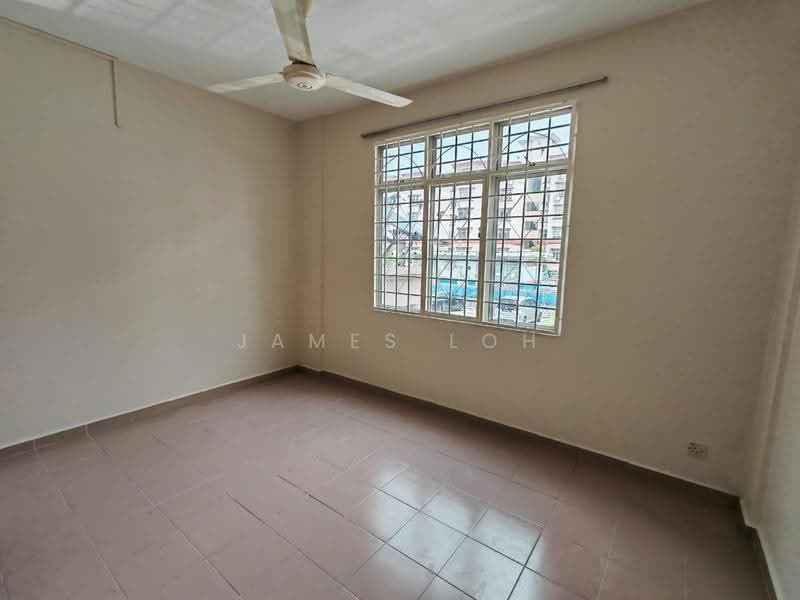 Apartment for Rent at Subang Perdana Goodyear Court 8 - James Loh - Interior - PropertyGuru.com.my