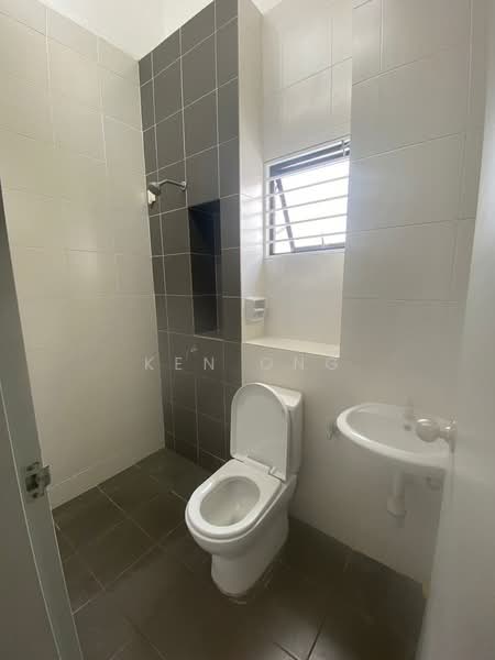 2-storey Terraced House for Rent in Setia Alam (Selangor) - Ken Ong - Bathroom - PropertyGuru.com.my