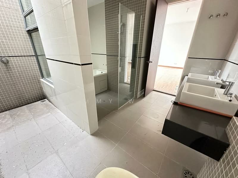 Semi-Detached House for Sale in Kajang (Selangor) - Tommy Wong - Bathroom - PropertyGuru.com.my