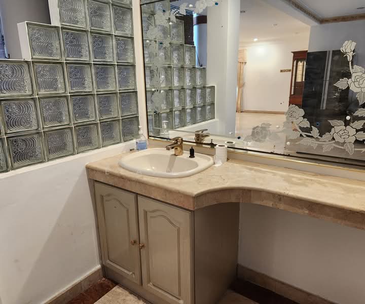 Bungalow for Sale in Jalan Tun Razak (KL City Centre) - Elaine Lee - PropertyGuru.com.my