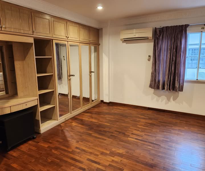 Bungalow for Sale in Jalan Tun Razak (KL City Centre) - Elaine Lee - Bedroom - PropertyGuru.com.my