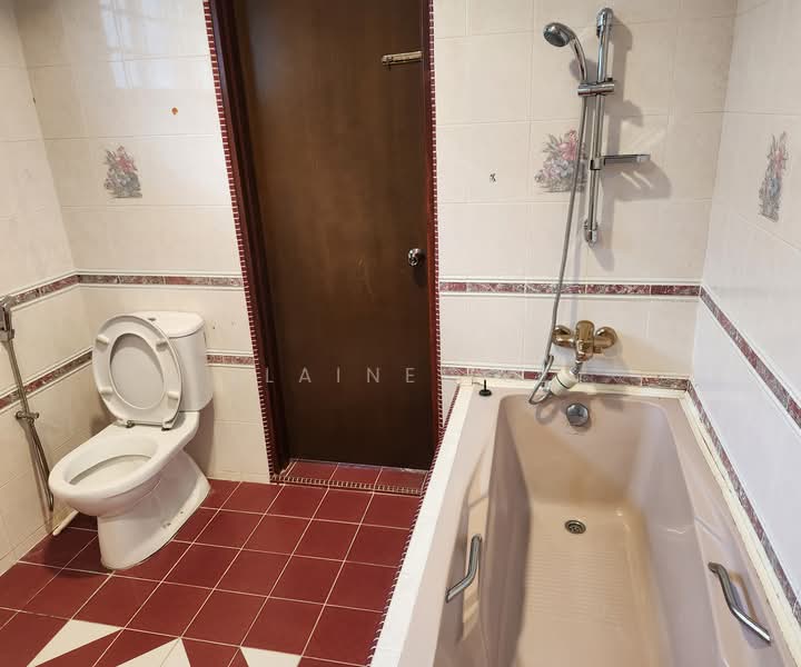 Bungalow for Sale in Jalan Tun Razak (KL City Centre) - Elaine Lee - Bathroom - PropertyGuru.com.my