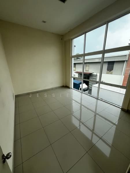 Factory for Sale in Rawang (Selangor) - Jessie Lin - Interior - PropertyGuru.com.my
