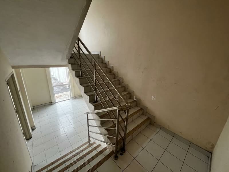 Factory for Sale in Rawang (Selangor) - Jessie Lin - Corridor - PropertyGuru.com.my