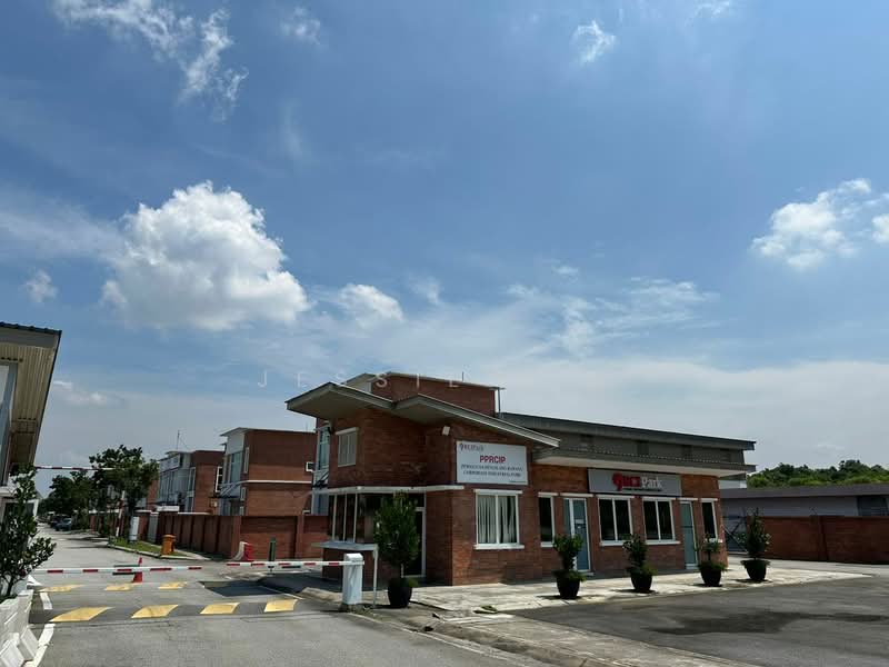 Factory for Sale in Rawang (Selangor) - Jessie Lin - Exterior - PropertyGuru.com.my