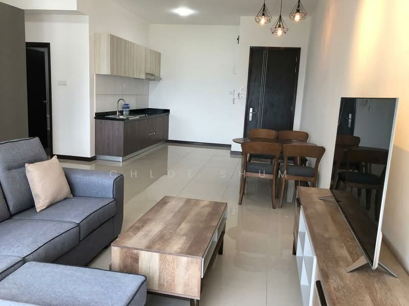 Servis Apartment untuk Disewa di Molek Regency - Chloe Shum - Living Room - PropertyGuru.com.my