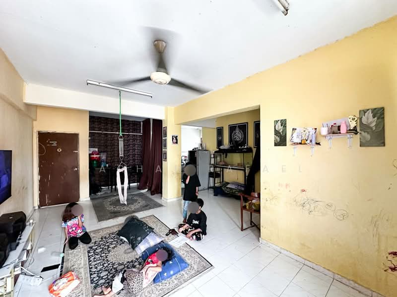 Flat for Sale at Apartment Desa Tasik Fasa 6A - Farhan Rafael - Living Room - PropertyGuru.com.my