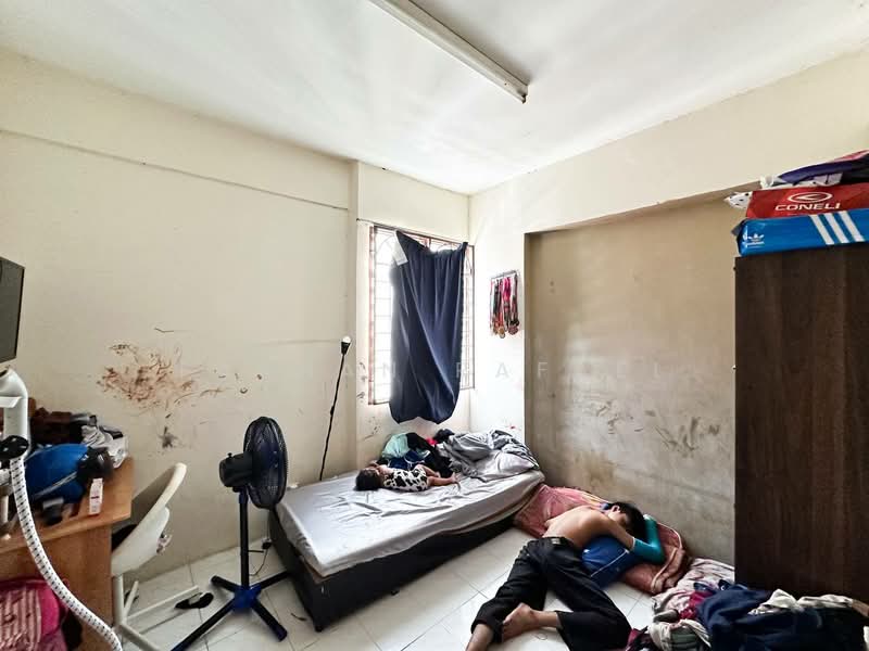Flat for Sale at Apartment Desa Tasik Fasa 6A - Farhan Rafael - Bedroom - PropertyGuru.com.my
