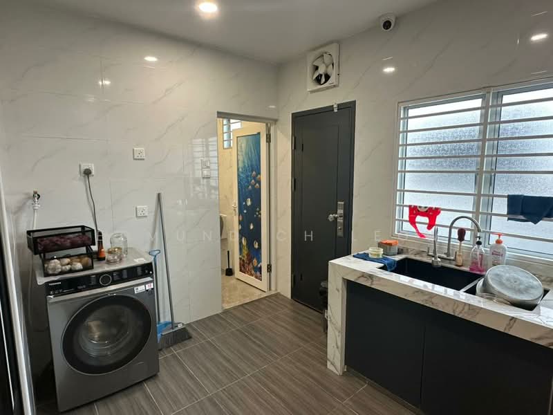 2-storey Terraced House for Sale in Medan Batu Caves (Batu Caves) - Edmund CH Leow - Kitchen - PropertyGuru.com.my