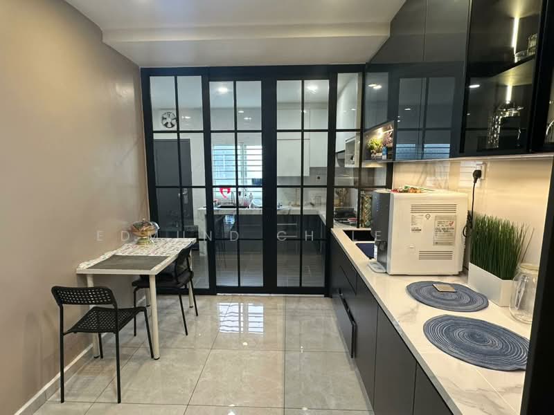 2-storey Terraced House for Sale in Medan Batu Caves (Batu Caves) - Edmund CH Leow - Kitchen - PropertyGuru.com.my