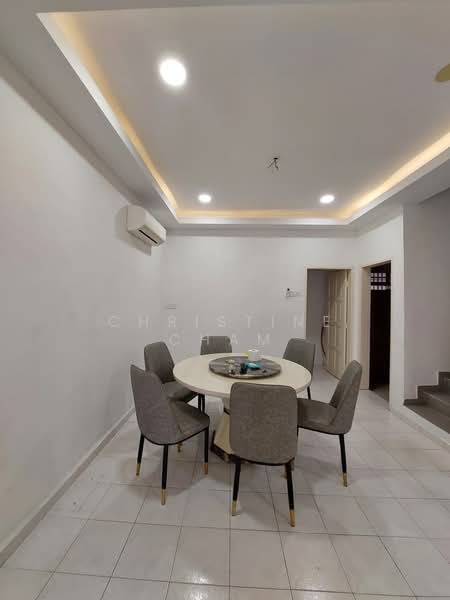 Rumah Teres 2 Tingkat untuk Dijual di Taman Kota Jaya (Kota Tinggi) - Christine Cham - Dining Room - PropertyGuru.com.my
