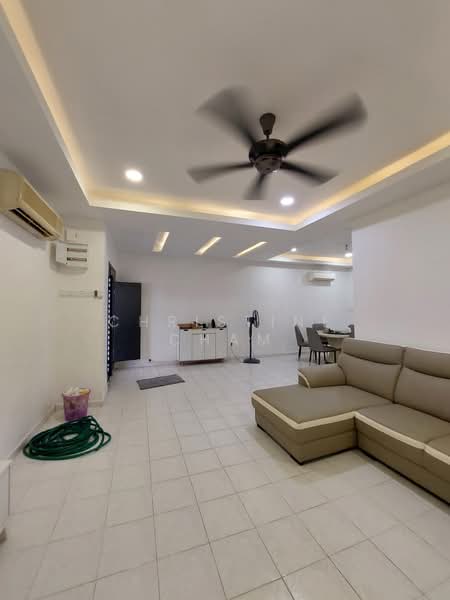 Rumah Teres 2 Tingkat untuk Dijual di Taman Kota Jaya (Kota Tinggi) - Christine Cham - Living Room - PropertyGuru.com.my