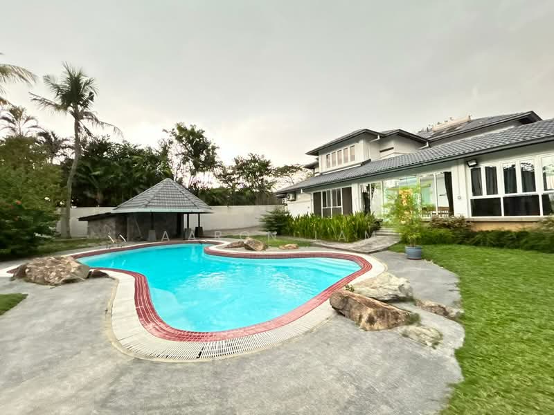 Bungalow for Sale in Country Heights (Kajang) - Aaron Lam - Exterior - PropertyGuru.com.my