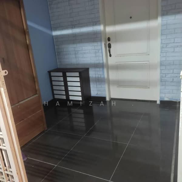 For Rent - Lakeview Apartments