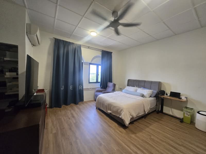 Salak South Garden untuk Untuk Dijual - RM 2,000,000, Mac 2026 - Bedroom - PropertyGuru.com.my