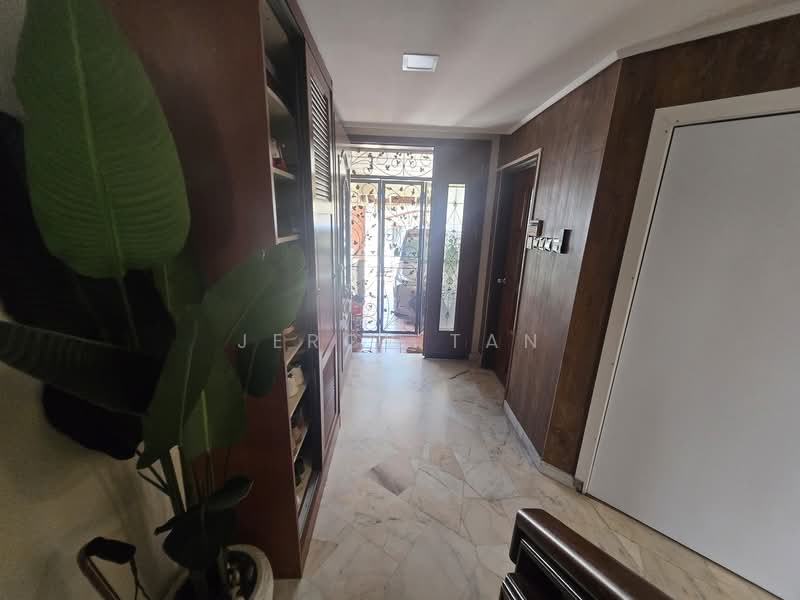 Salak South Garden untuk Untuk Dijual - RM 2,000,000, Mac 2026 - Entrance - PropertyGuru.com.my