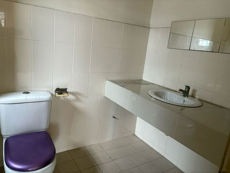 Condominium for Sale at Symphony Heights (Simfoni Heights) - Ammar Imran Anuar - Bathroom - PropertyGuru.com.my