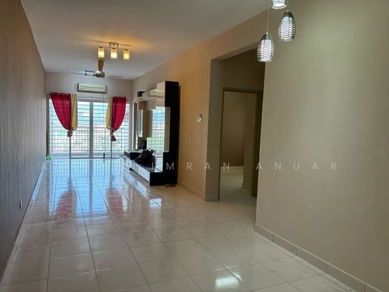 Condominium for Sale at Symphony Heights (Simfoni Heights) - Ammar Imran Anuar - Living Room - PropertyGuru.com.my