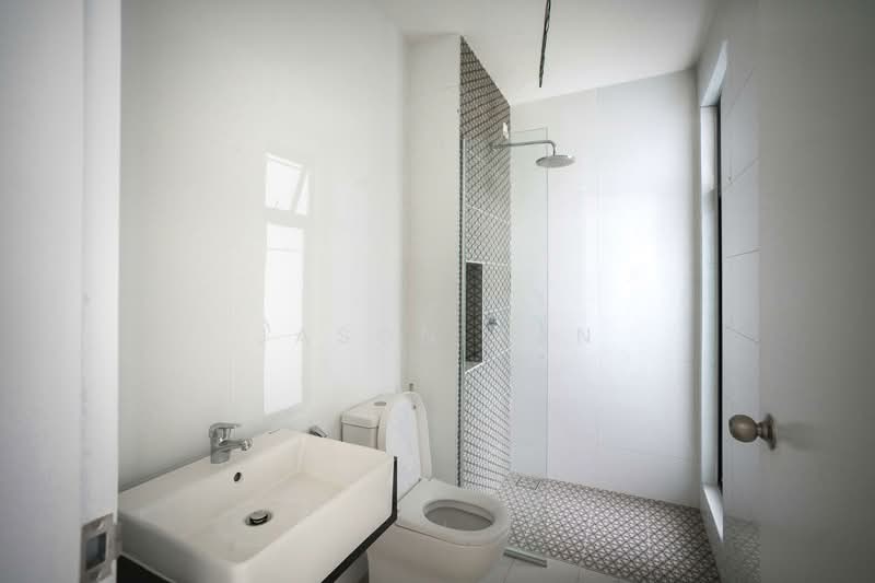 Townhouse for Sale in Setia Alam (Selangor) - Jason Tan - Bathroom - PropertyGuru.com.my