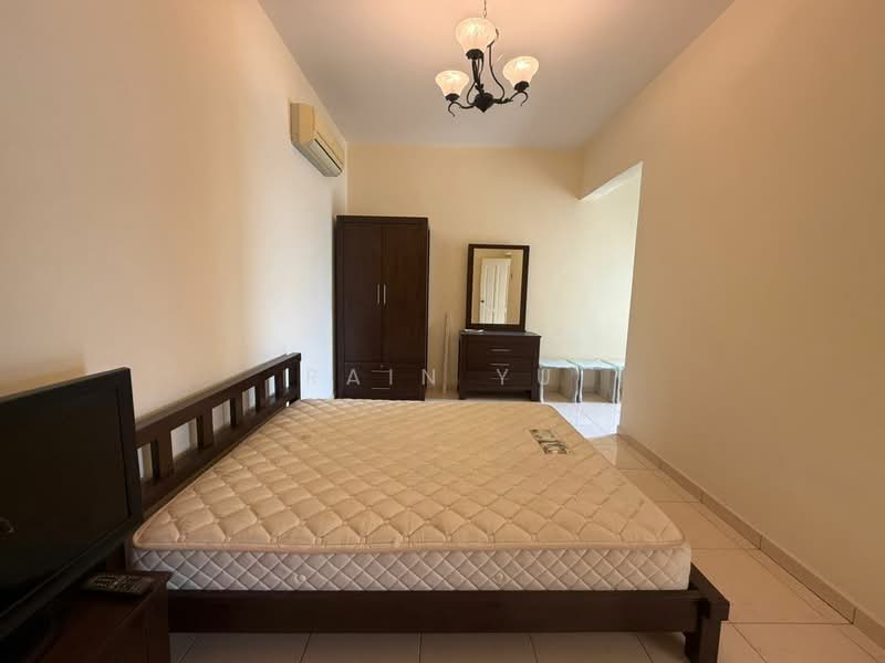 Condominium for Rent at Putra Marine Resort - Rain Yu - Bedroom - PropertyGuru.com.my
