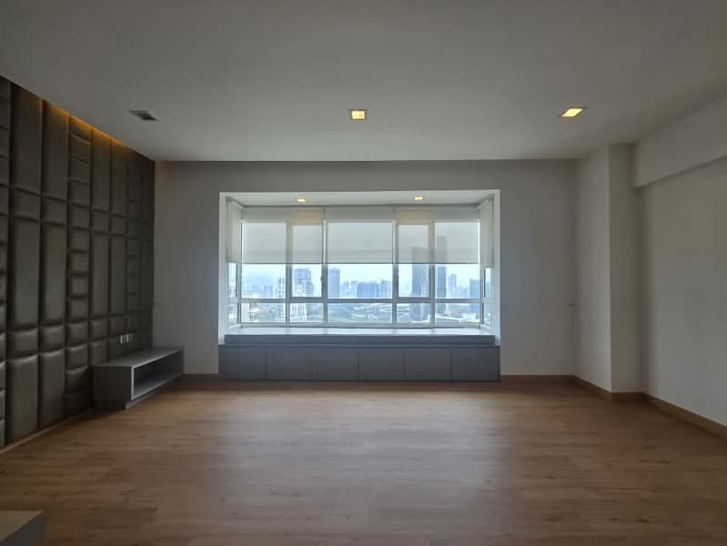 Condominium for Sale at Kiaraville - Jin Ooi - Living Room - PropertyGuru.com.my