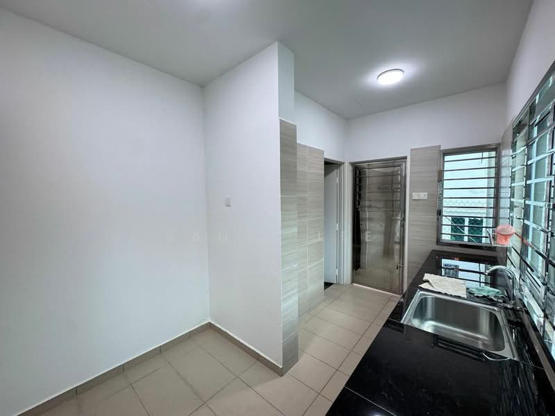 Terraced House for Rent in Skudai (Johor) - Sausa Lee - Kitchen - PropertyGuru.com.my