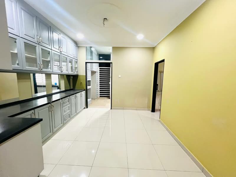 Bangi Avenue untuk Untuk Dijual - RM 600,000, Mac 2026 - Kitchen - PropertyGuru.com.my