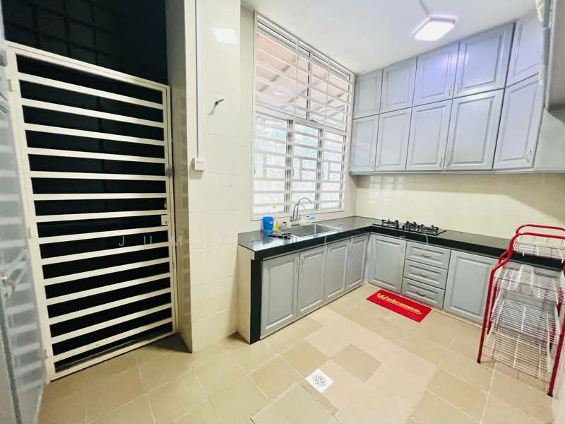 Bangi Avenue untuk Untuk Dijual - RM 600,000, Mac 2026 - Kitchen - PropertyGuru.com.my