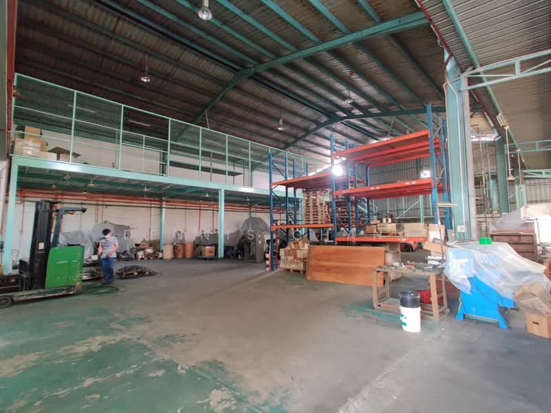 Semi-D Factory for Rent in Taman Sri Serdang (Seri Kembangan) - Dennis Chang - Interior - PropertyGuru.com.my
