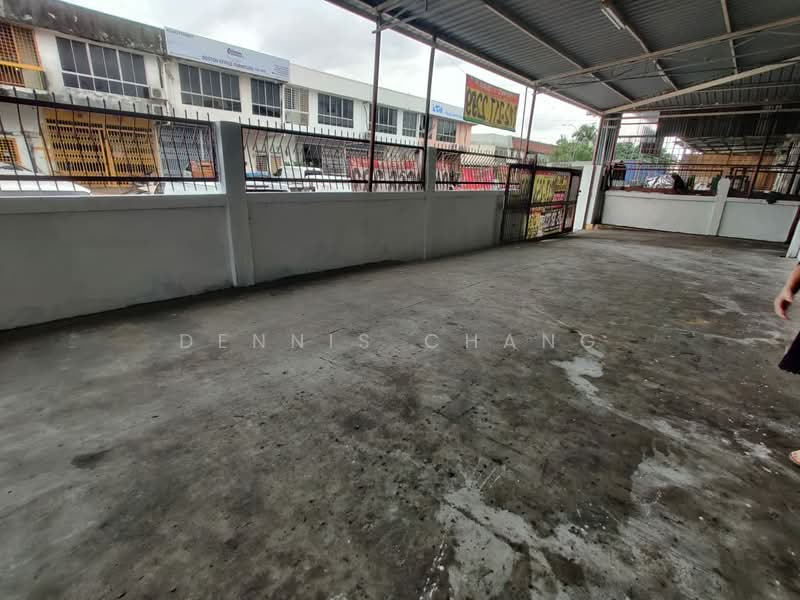 Semi-D Factory for Rent in Taman Sri Serdang (Seri Kembangan) - Dennis Chang - Exterior - PropertyGuru.com.my