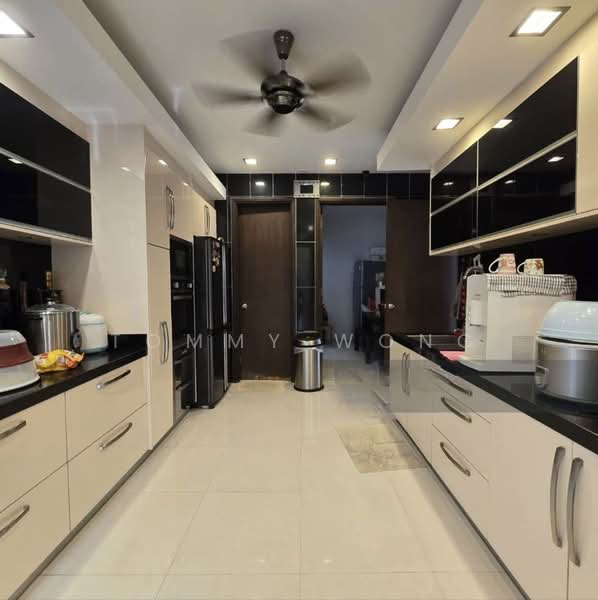 Twin Palms @ Sungai Long untuk Untuk Dijual - RM 1,680,000, Mac 2026 - Kitchen - PropertyGuru.com.my